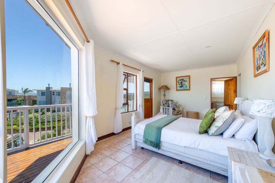 6 Bedroom Property for Sale in Cola Beach Western Cape